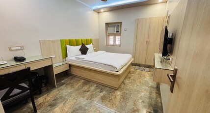 The Nest Urban Bites Room Type - AC Deluxe