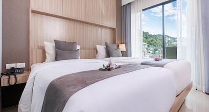 Patong Bay Residence Room Type - Grand Deluxe Room with Balcony and Kitchenette