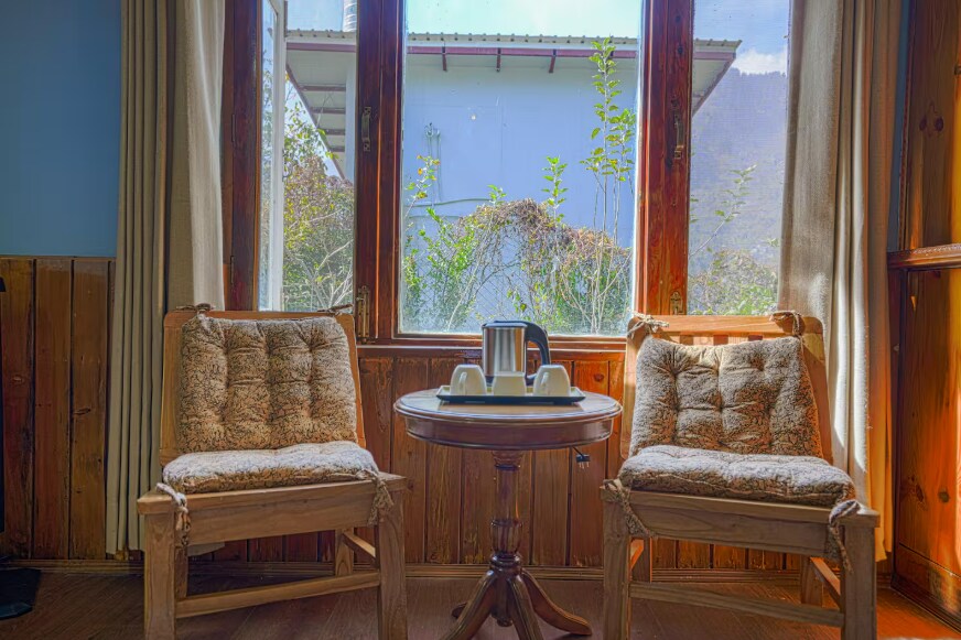 MoSum Retreat Villa - Tap to explore photos