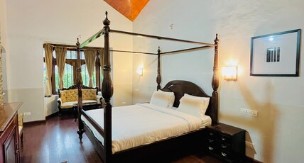 The Bouganvilla Room Type - British Heritage suite