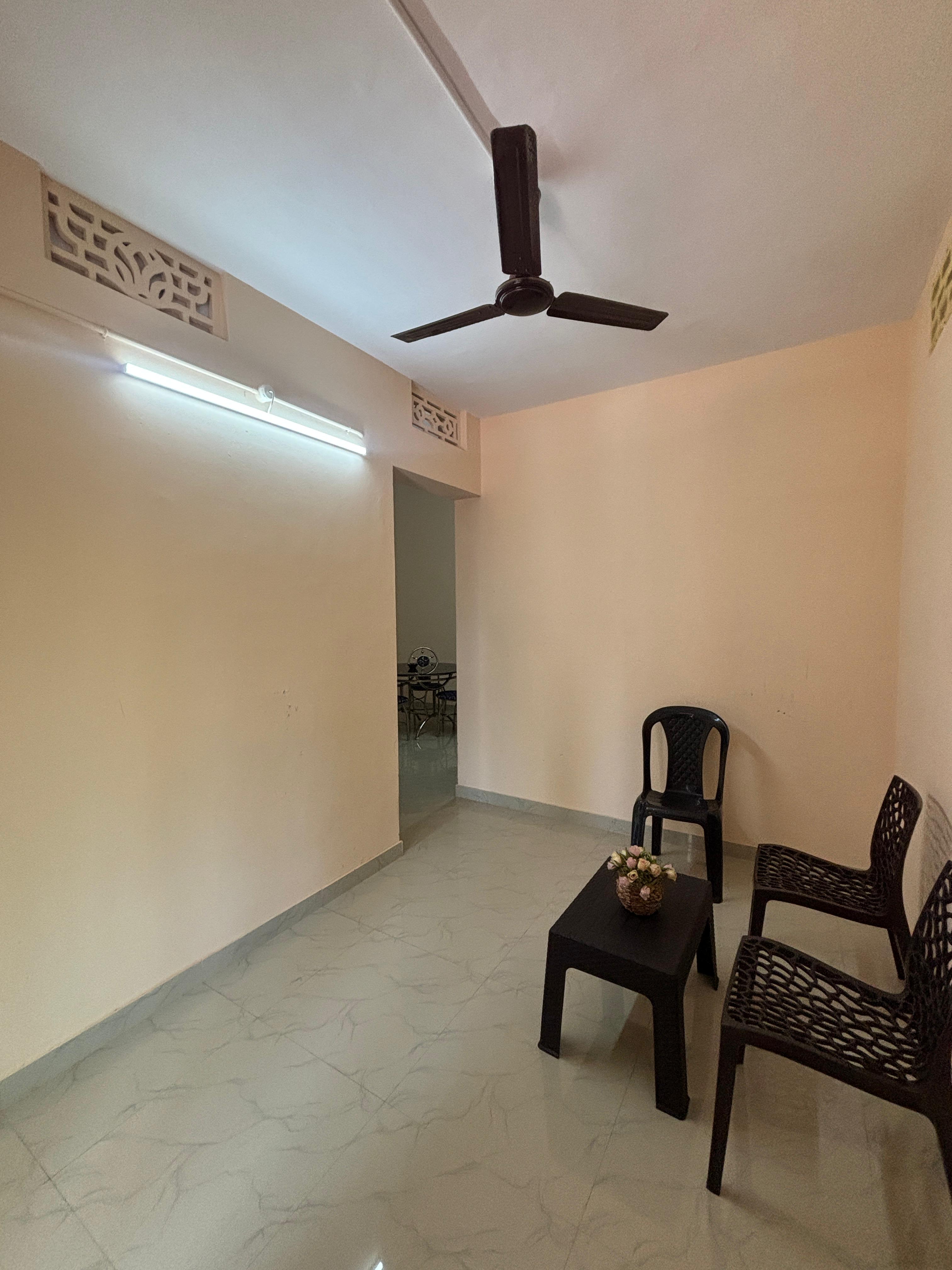 Private room in villa - Tap to explore photos