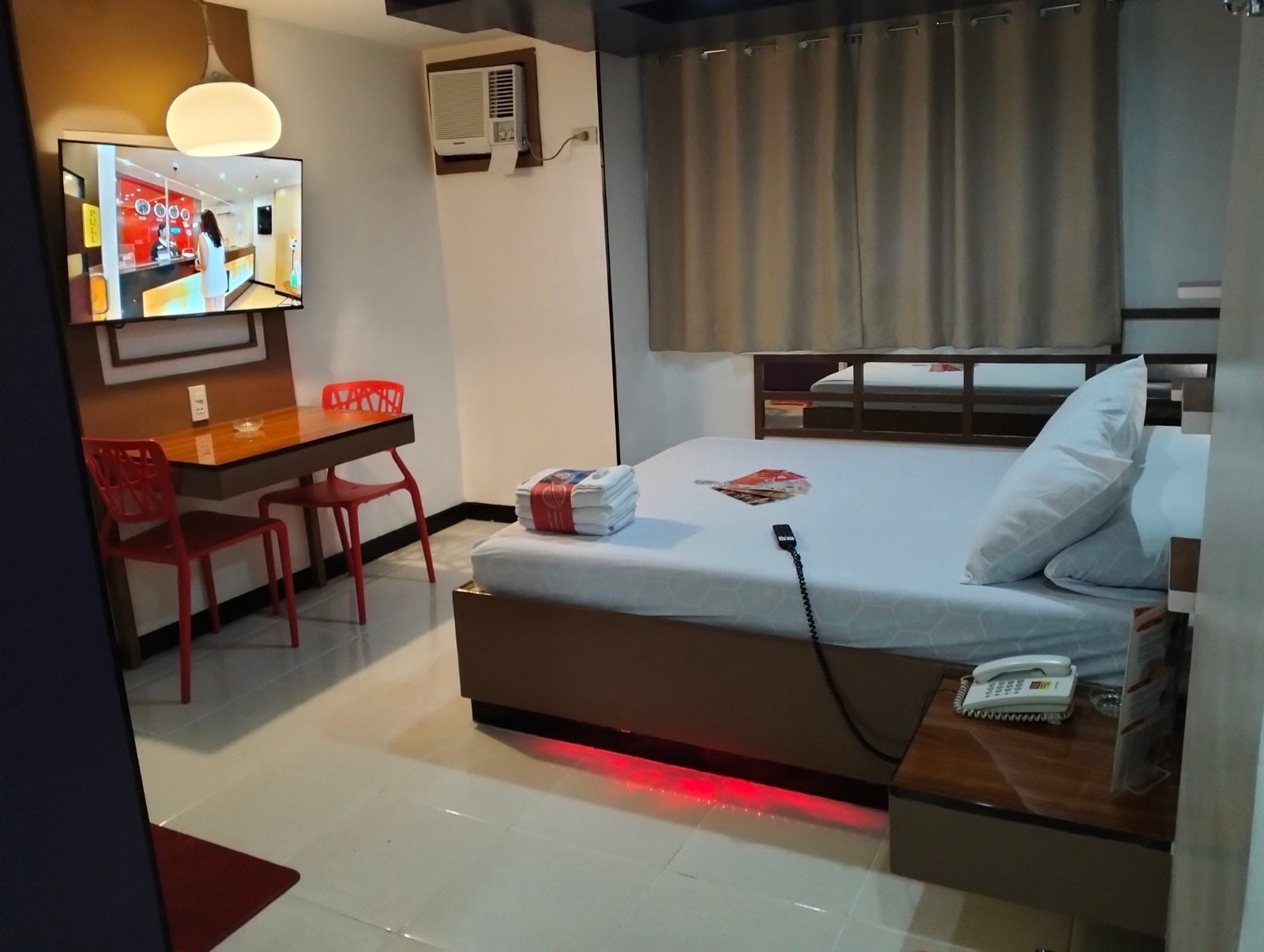 Hotel Sogo - Banawe Ave - Tap to explore photos