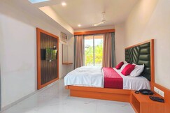 The Lions Hotel Ulhasnagar