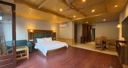 SNOW CITY STAYS-SHIVALAYA - HEATED & AIR COOLED STAY Room Type - King Size 1BHK Apartment with Balcony