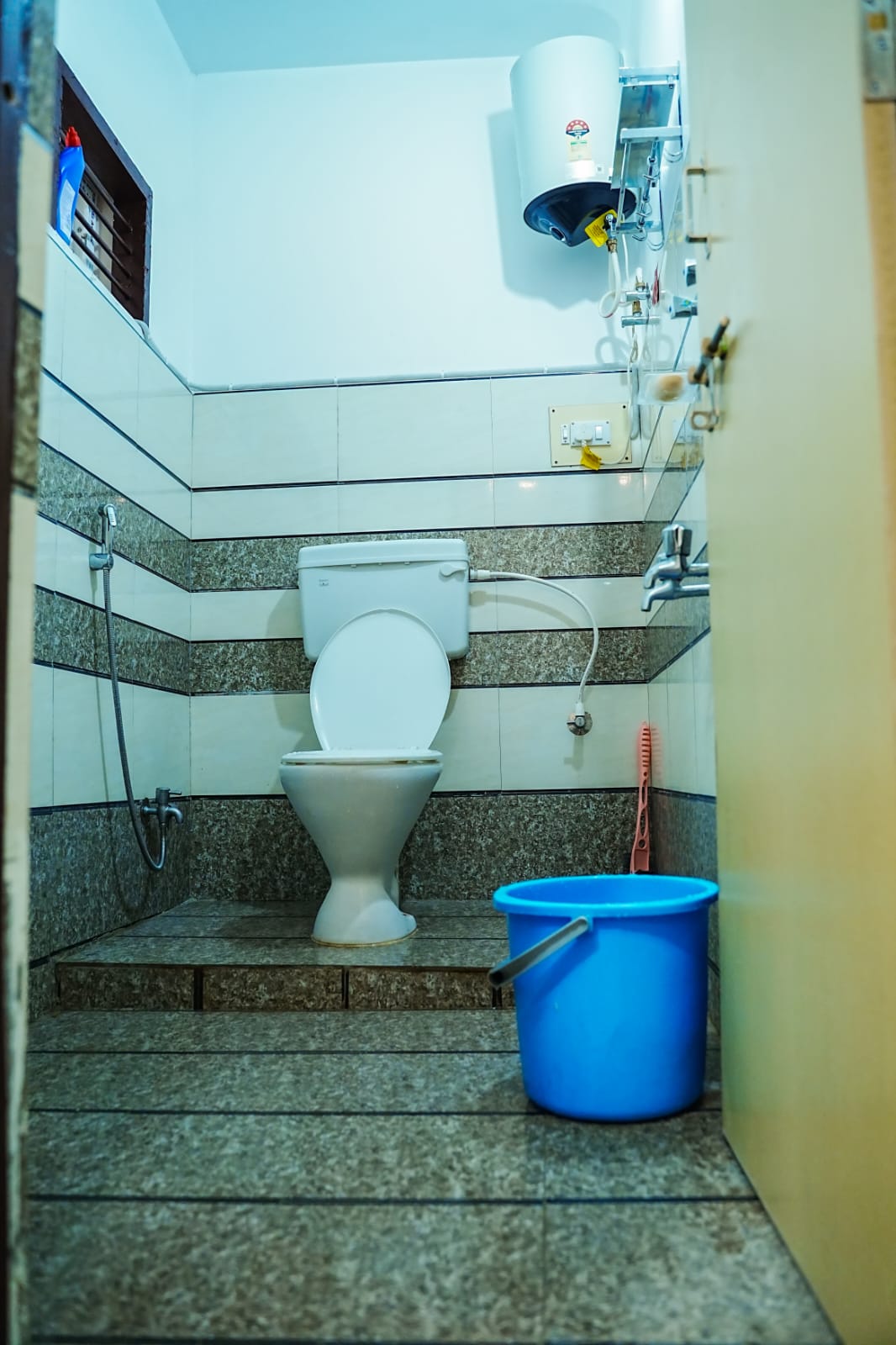 Karthikeyahomestay - Tap to explore photos
