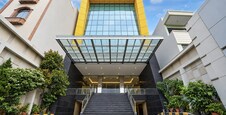 Clubhouse World Hotel Jakarta Bandengan