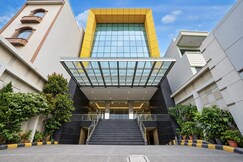 Clubhouse World Hotel Jakarta Bandengan