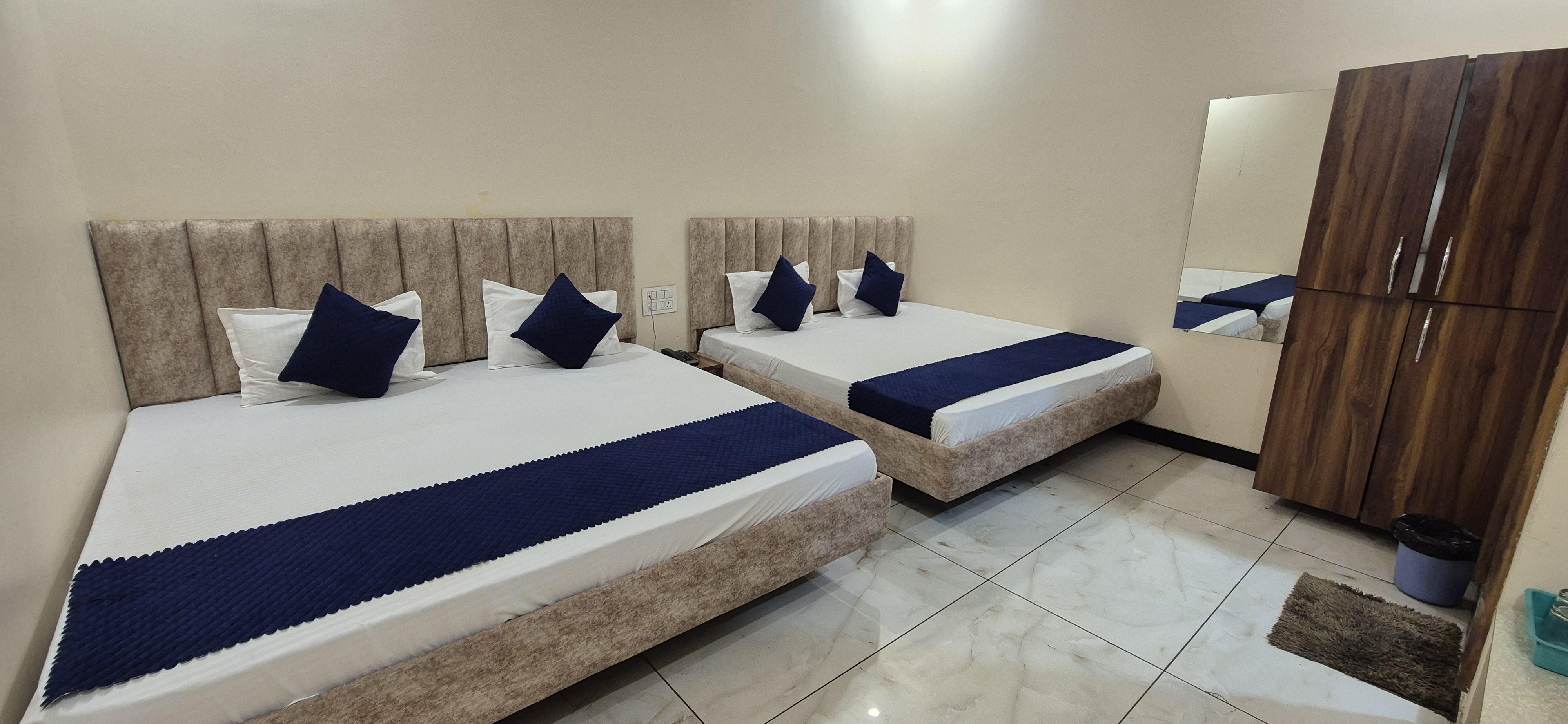 SHREE VRINDAVAN HOTEL - Tap to explore photos