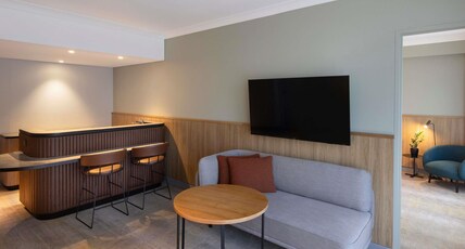 Novotel Sydney City Centre Room Type - Superior One Bedroom Suite