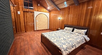 Meraki Cottage Room Type - Double Room with Balcony( 3 Adults)