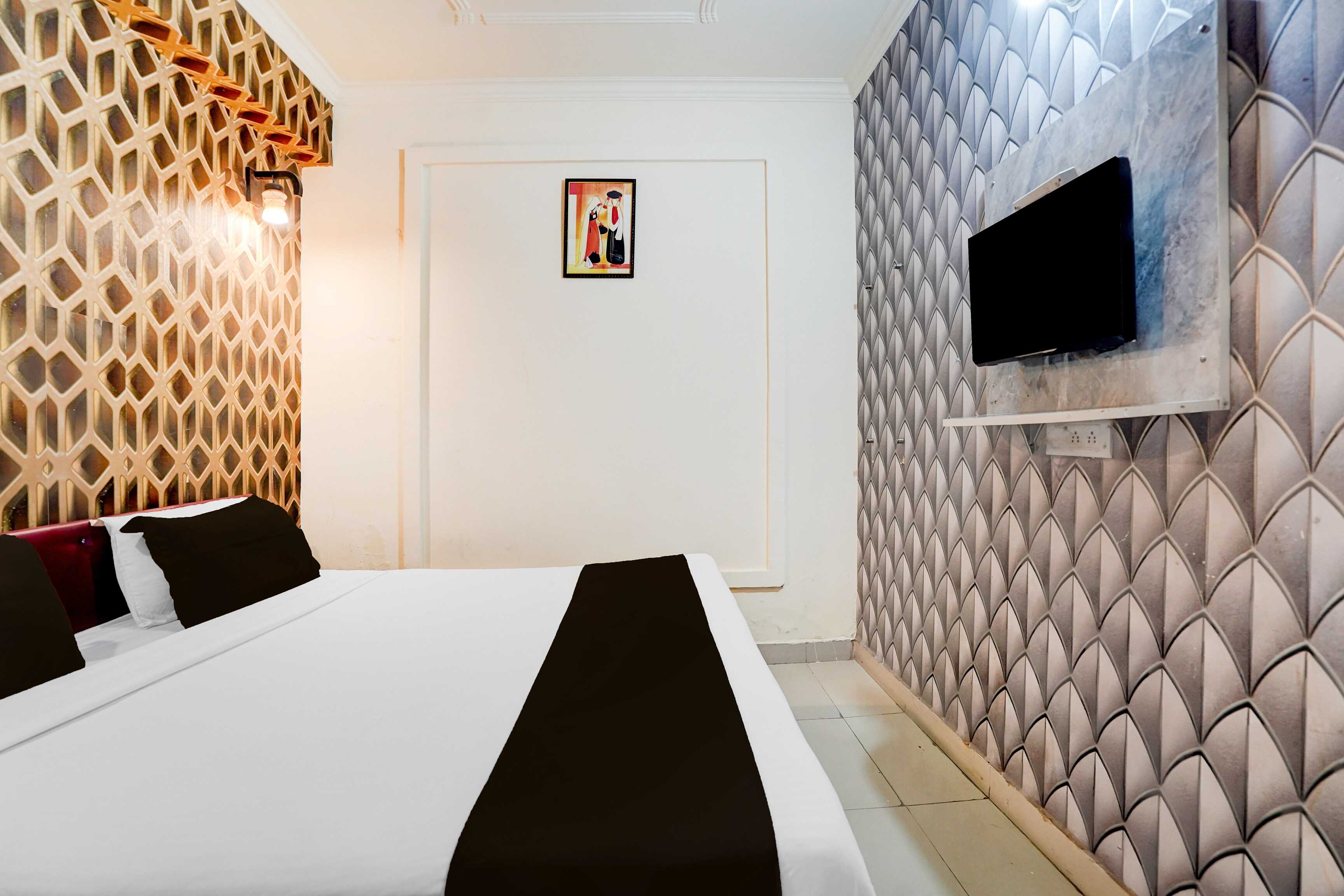 SPOT ON Max Hotel Agra - Tap to explore photos