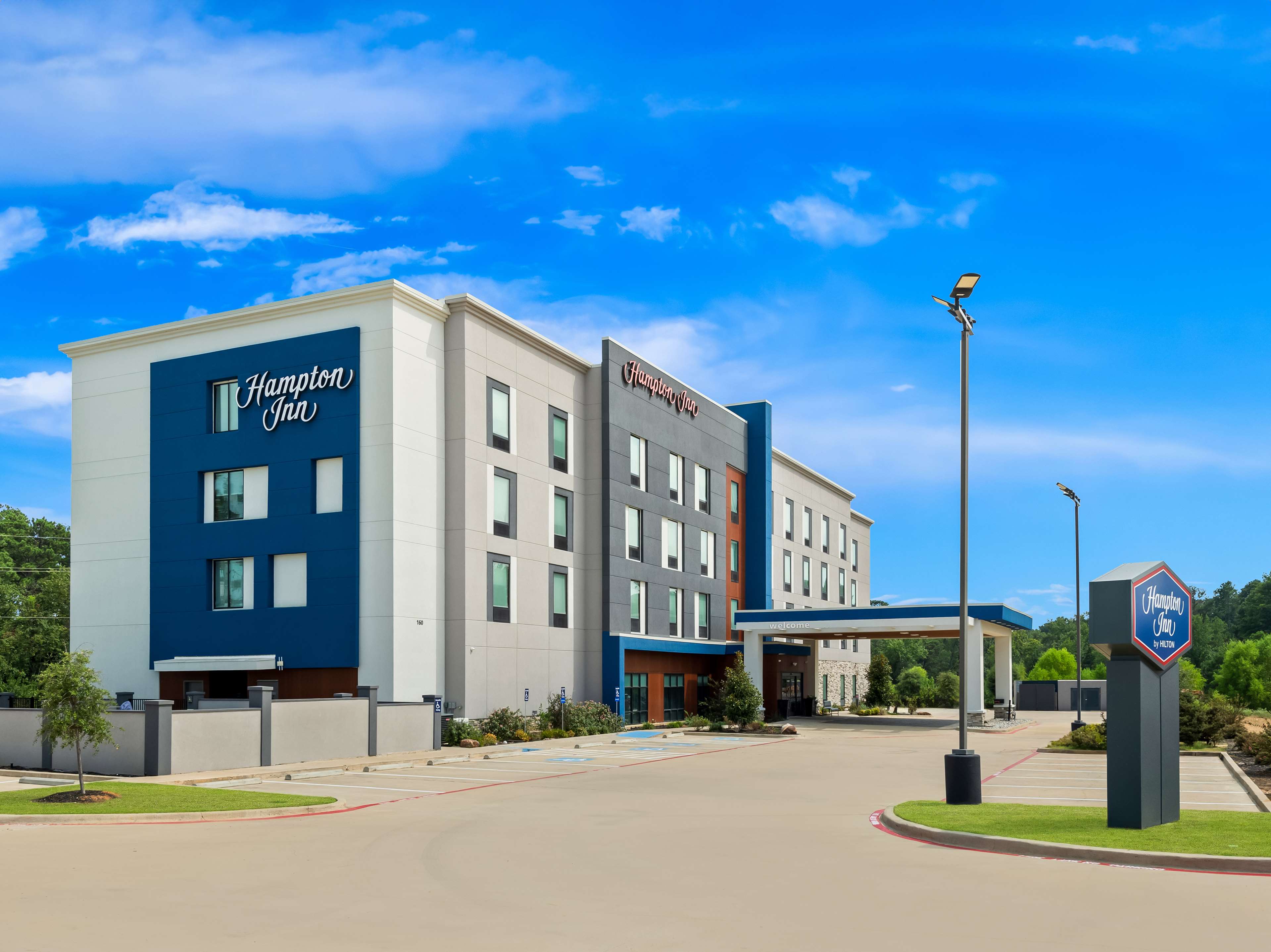 Hampton Inn Longview - Tap to explore photos