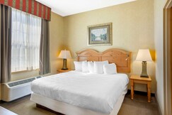Best Western Plus Revere Inn & Suites