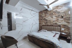 Rooms of SKY HOMESTAYS