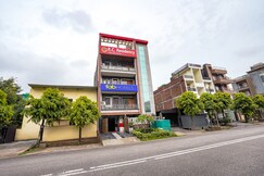FabHotel RC Residency