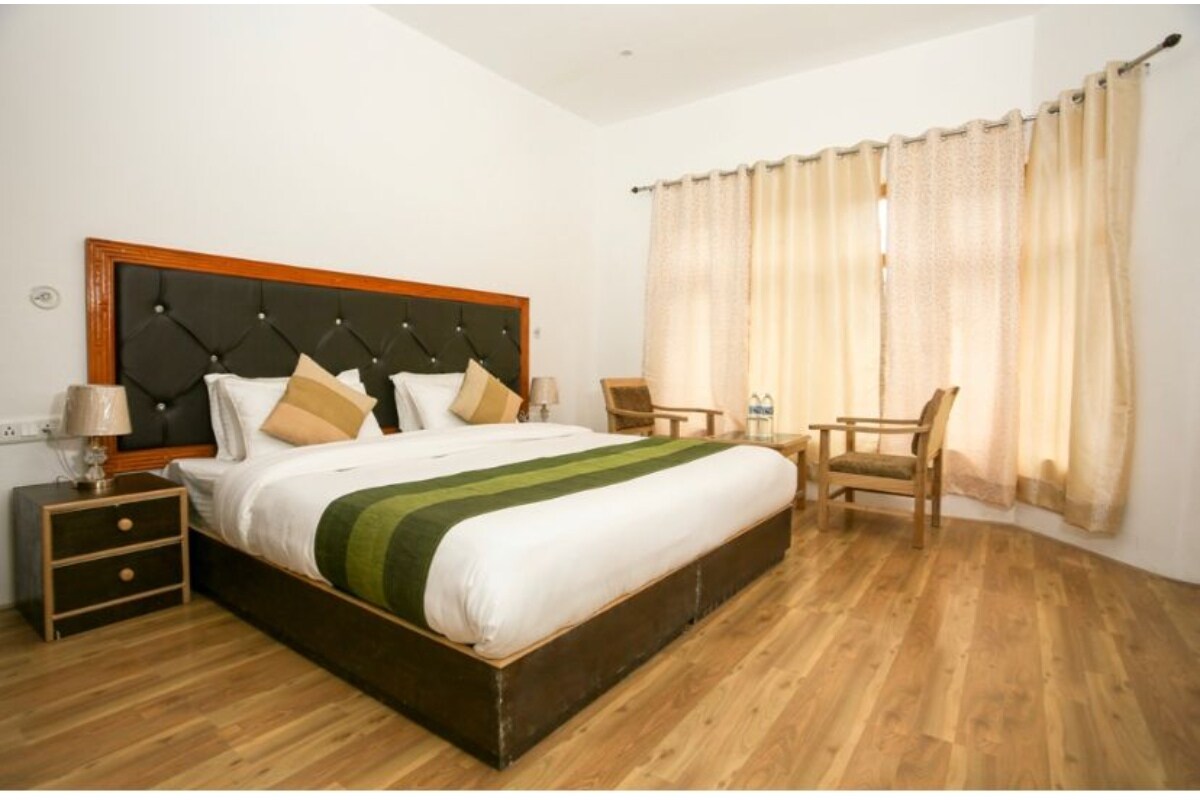 Lonchay Villa Sankar - Tap to explore photos