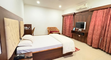 Santiniketan Residency Room Type - PREMIUM ROOM Santiniketan Residency Room Type - PREMIUM ROOM