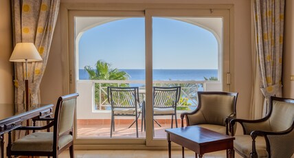 Continental Plaza Beach Resort Room Type - 2 Twin Standard Seafront Balcony