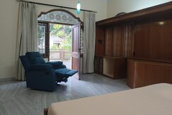 Nivaasam- The LuxuryBunglow