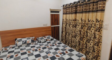 Hotel Mashaal -: a light lit by Vidhata Room Type - Deluxe Double Bedroom