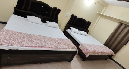Premsagar Yatri Niwas Room Type - Standerd big hall