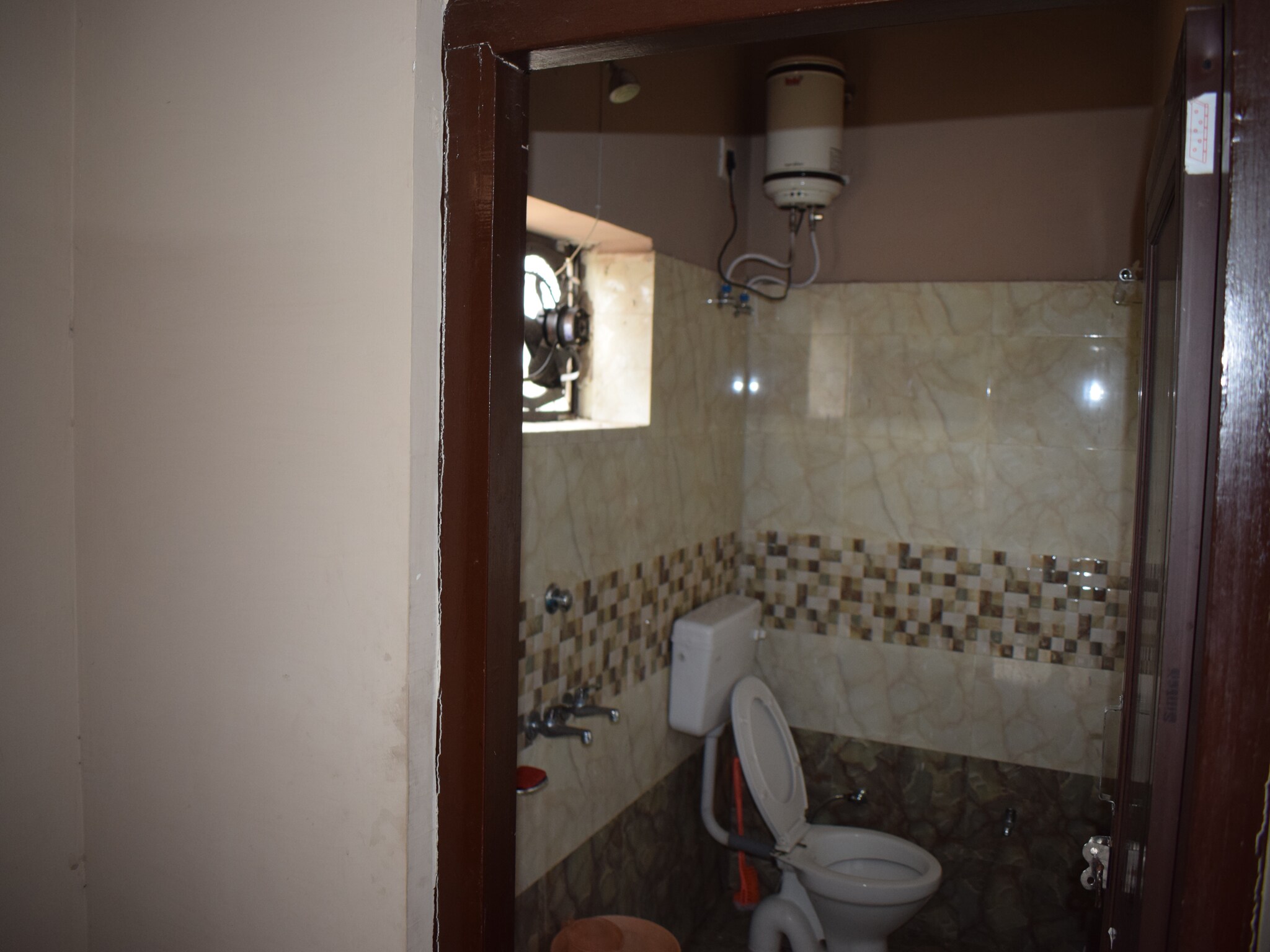 Prashant Hotel - Tap to explore photos