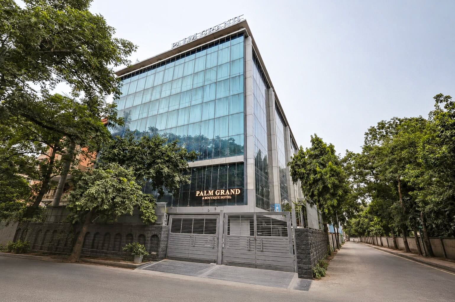 Hotel Palm Grand - Naraina,Central Delhi - Tap to explore photos