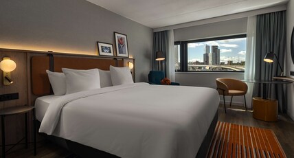 Maashotel Rotterdam Centre by Hilton Room Type - KING DELUXE ROOM