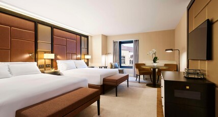 Hilton Budapest Room Type - Superior Room, 1 King Bed