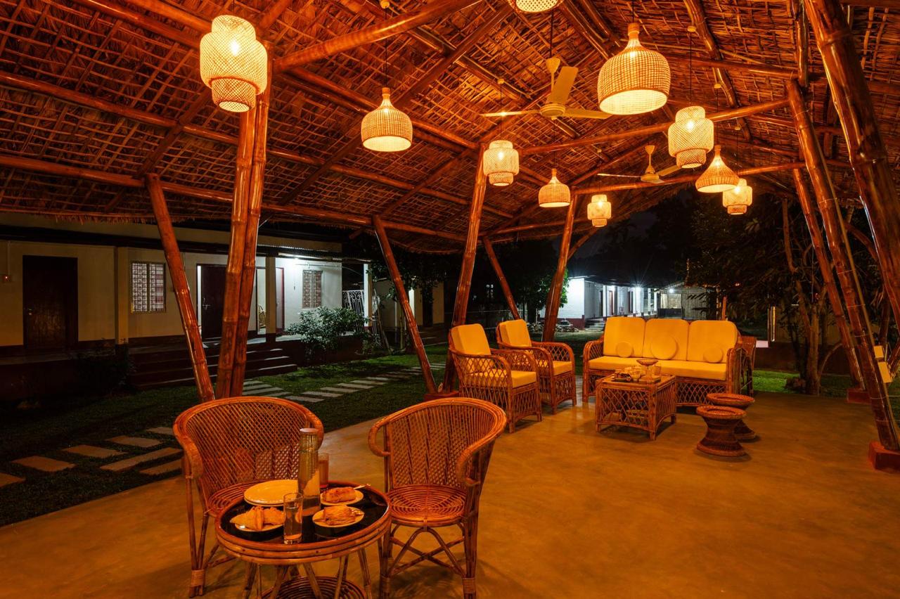 The White Villa - A Luxurious stay rooted in tradition - Tap to explore photos