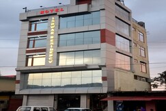 HOTEL ISHWAR RESIDENCY