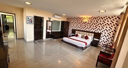 Hotel Rongla Room Type - Premium Room