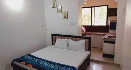 Sukun Homestay Room Type - DELUXE AC 5 (INTERCONNECTED TWIN ROOM 1+1)