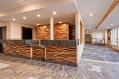 Best Western Plus Silver Saddle Inn