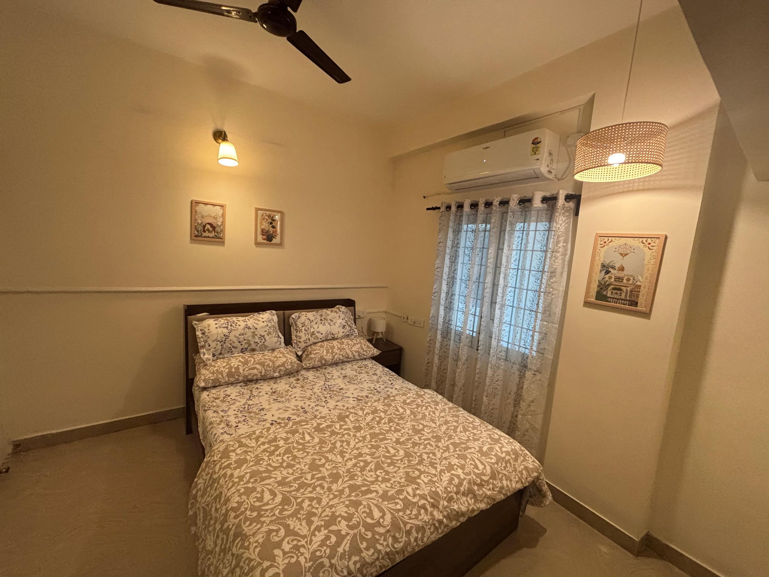 Cozy 3BHK in Banjara Hills - Tap to explore photos