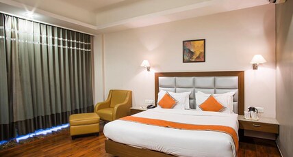 Hotel Chirag Room Type - Deluxe Room