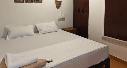 AD 1967 Heritage Stay by Onespace Room Type - Deluxe Double Room with AC and Garden View - Pichi