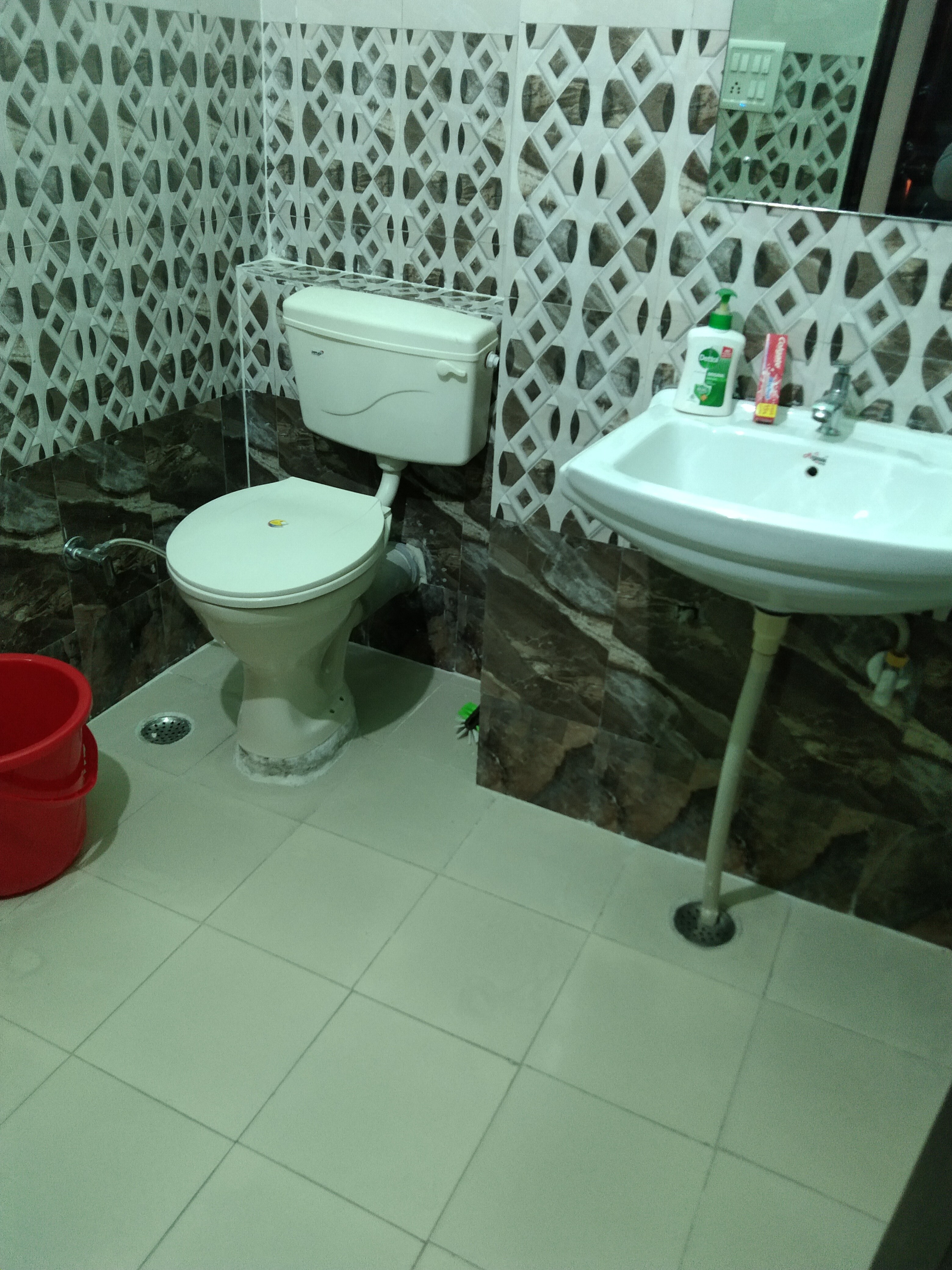 Usha Home Stay / anand Verse - Tap to explore photos