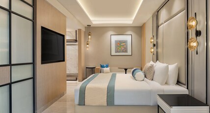 Fairfield by Marriott Mumbai International Airport Room Type - Executive, Suite, 1 King, Sofa Bed, Airport view Fairfield by Marriott Mumbai International Airport Room Type - Executive, Suite, 1 King, Sofa Bed, Airport view