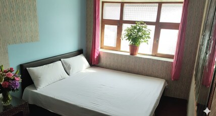 KARMA HOME STAY Room Type - Bedroom 1