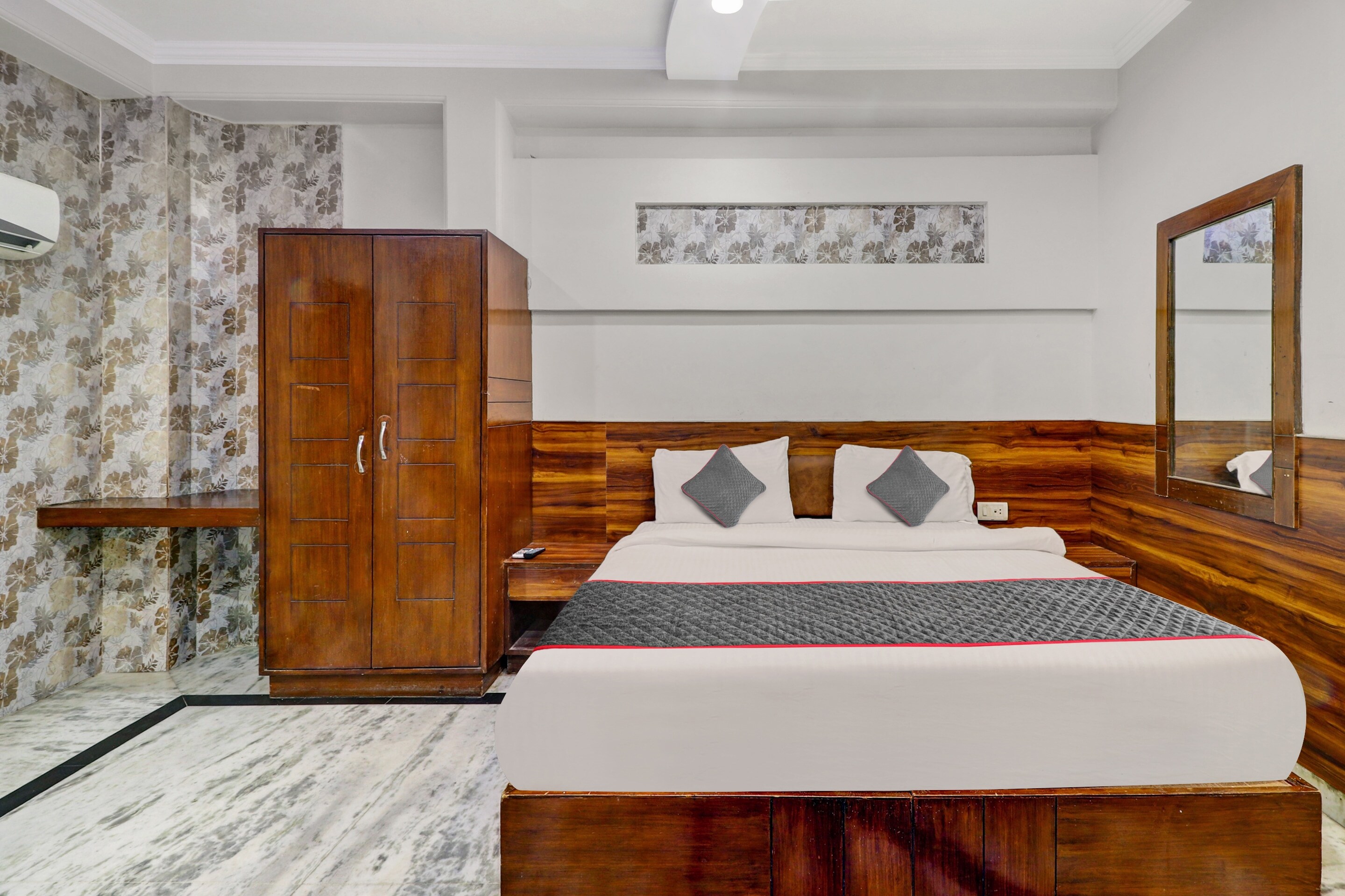 Hotel O ASA AGRA - Tap to explore photos