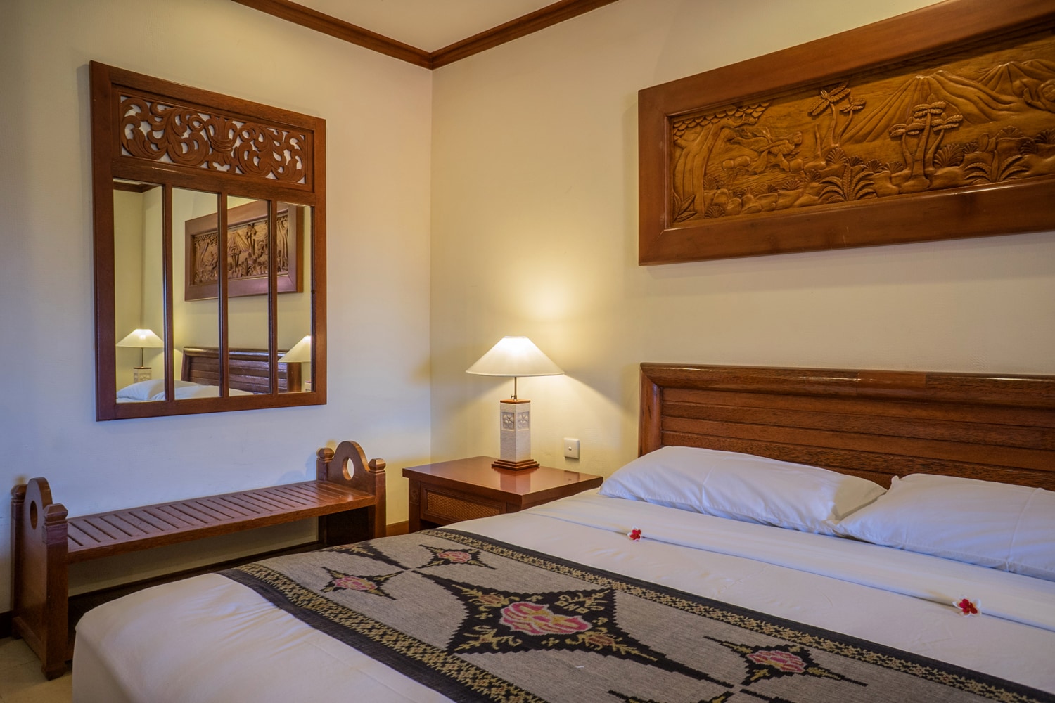 Grand Balisani Suites Hotel - Tap to explore photos