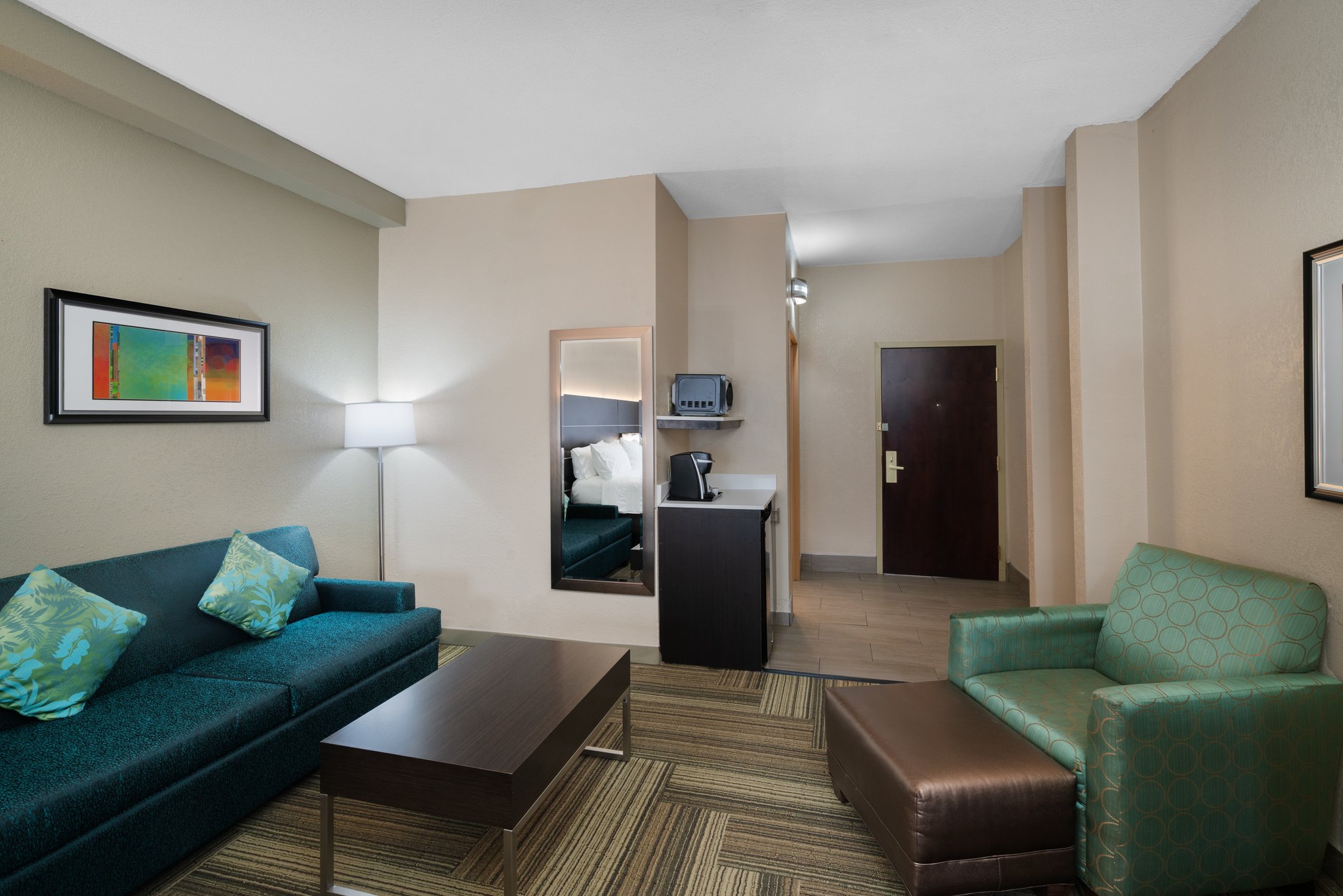 Holiday Inn Express Hotel & Suites Ashland - Tap to explore photos