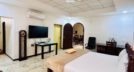 AGP GARDEN SUITES Room Type - Premium Room with Big Smart tv
