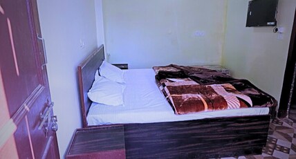 EEYARA  Room Type - Bedroom 4