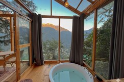 Erosia The Luxury Treehouse Retreat