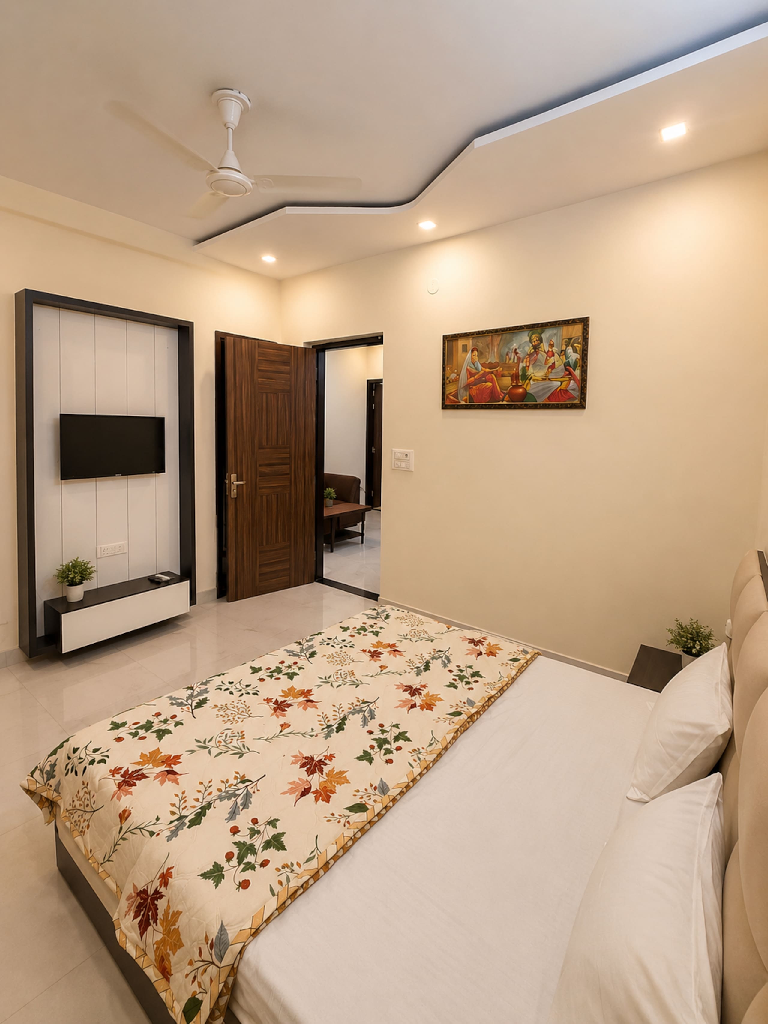 Cozy Independent Villa Cental loc - Tap to explore photos