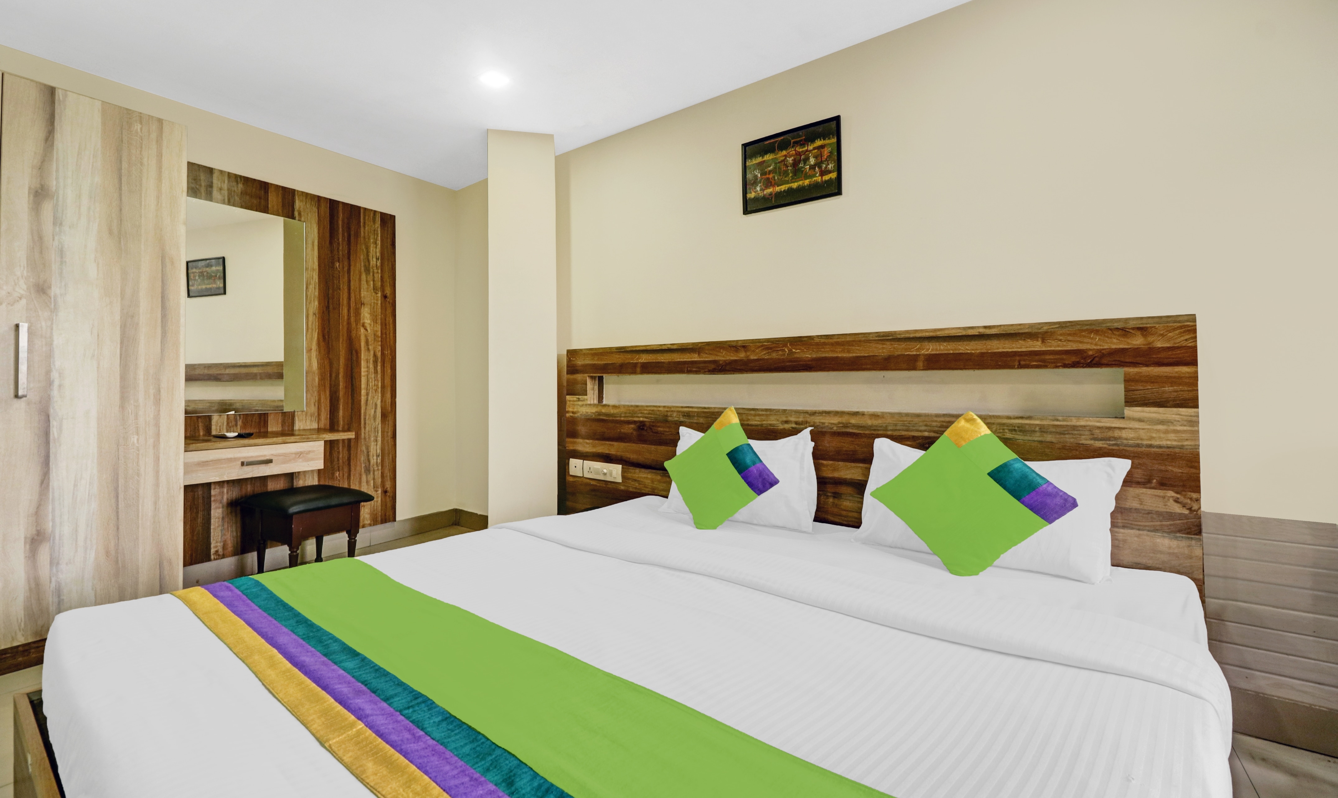 Treebo Darwesh Residency - 500M From Railway Station - Tap to explore photos