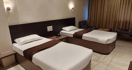 Hotel Sanket Room Type - Executive Twin AC Room Hotel Sanket Room Type - Executive Twin AC Room