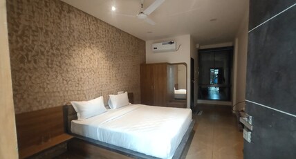 Unity Green Room Type - Deluxe room